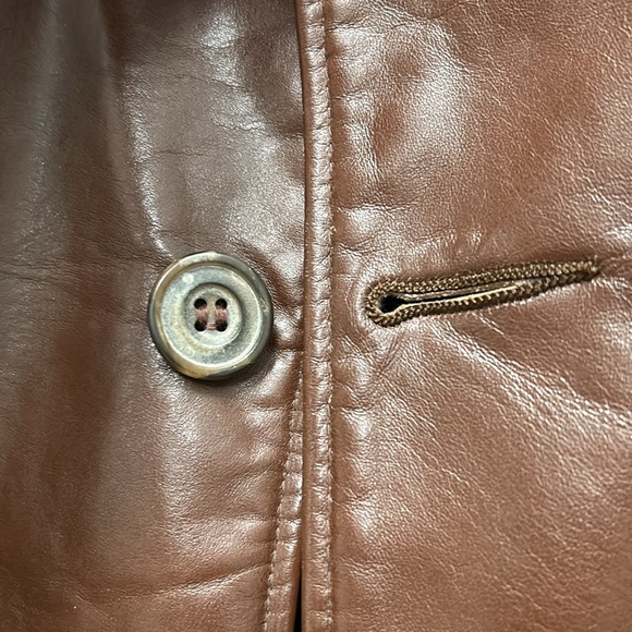 London Fog LIKE NEW Vintage Leather Coat w/Zip Out Liner - Picture 6 of 7